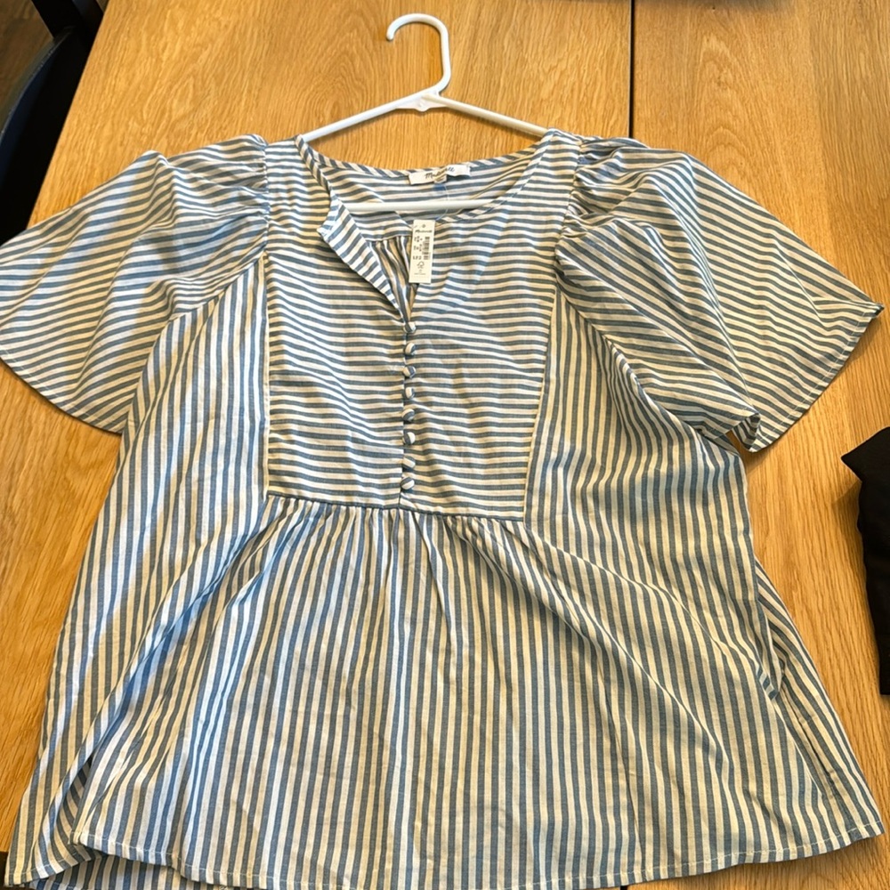 Blue and white striped Madewell top. New with tags.